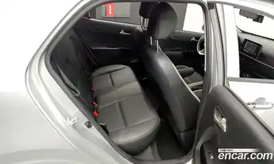 Kia Morning 2017 1.0 Автомат в Москве № 133846, миниатюра 12