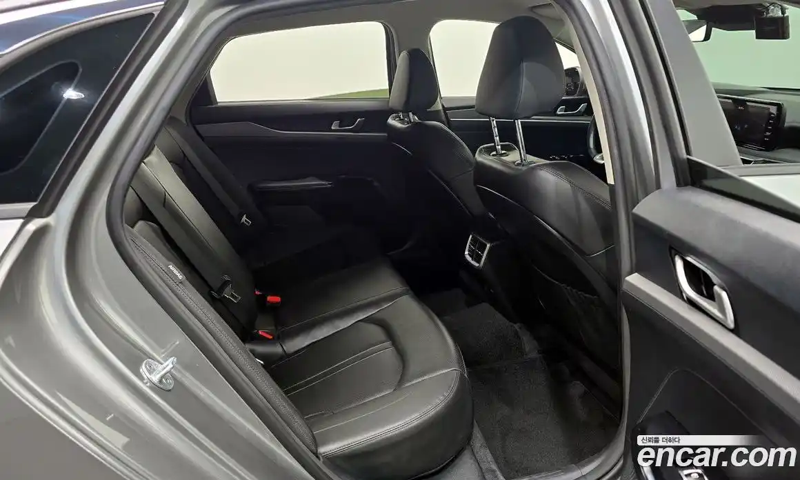 Kia K5 2020 2.0 Автомат в Москве № 133938, фото 9