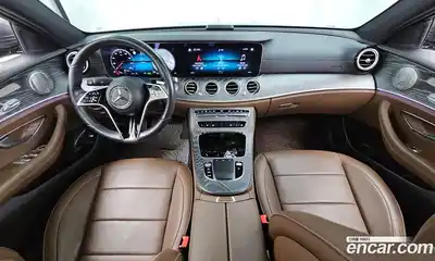 Mercedes-Benz E-Class, 2022