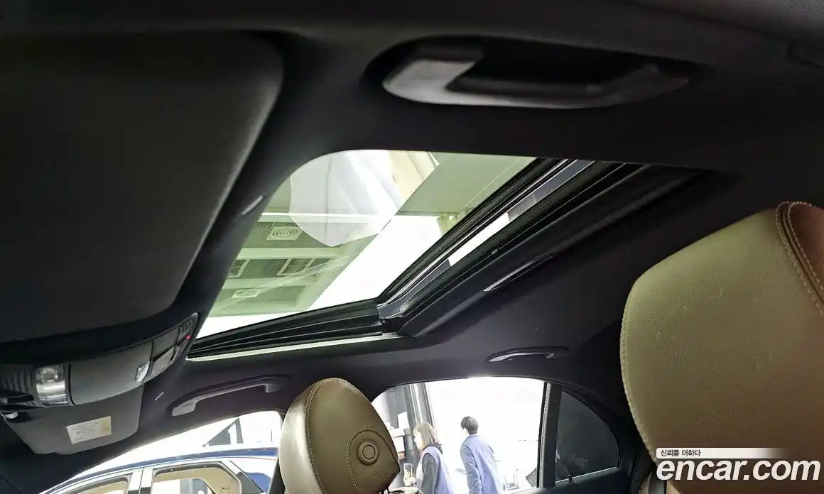 Mercedes-Benz E-Class 2022 2.0 Автомат в Москве № 143141, фото 16