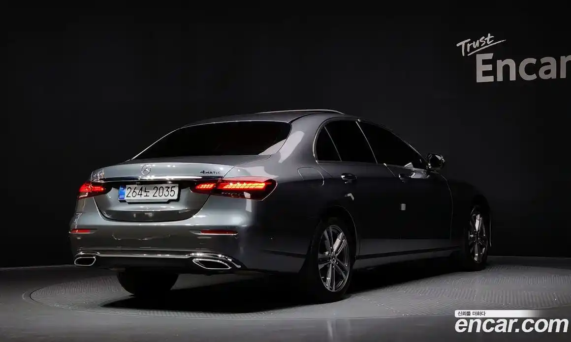 Mercedes-Benz E-Class 2022 2.0 Автомат в Москве № 143141, фото 18