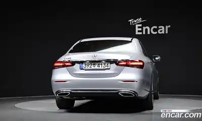 Mercedes-Benz E-Class 2021 2.0 Автомат в Москве № 147217, миниатюра 4