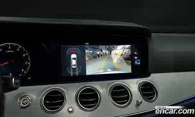 Mercedes-Benz E-Class 2021 2.0 Автомат в Москве № 147217, миниатюра 7