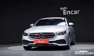 Mercedes-Benz E-Class 2021 2.0 Автомат в Москве № 147217, миниатюра 9