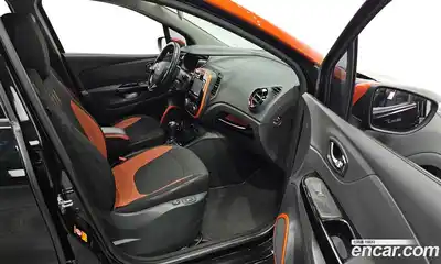 Renault QM3 2014 1.5 Автомат в Москве № 147715, миниатюра 12