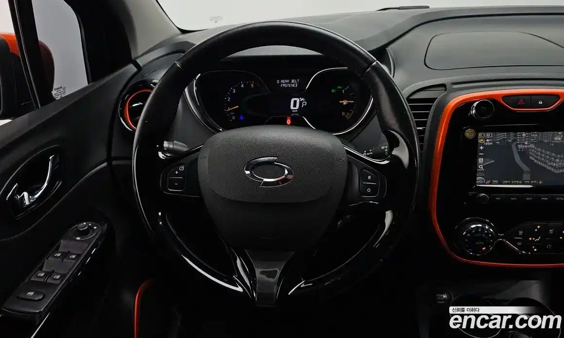 Renault QM3 2014 1.5 Автомат в Москве № 147715, фото 16