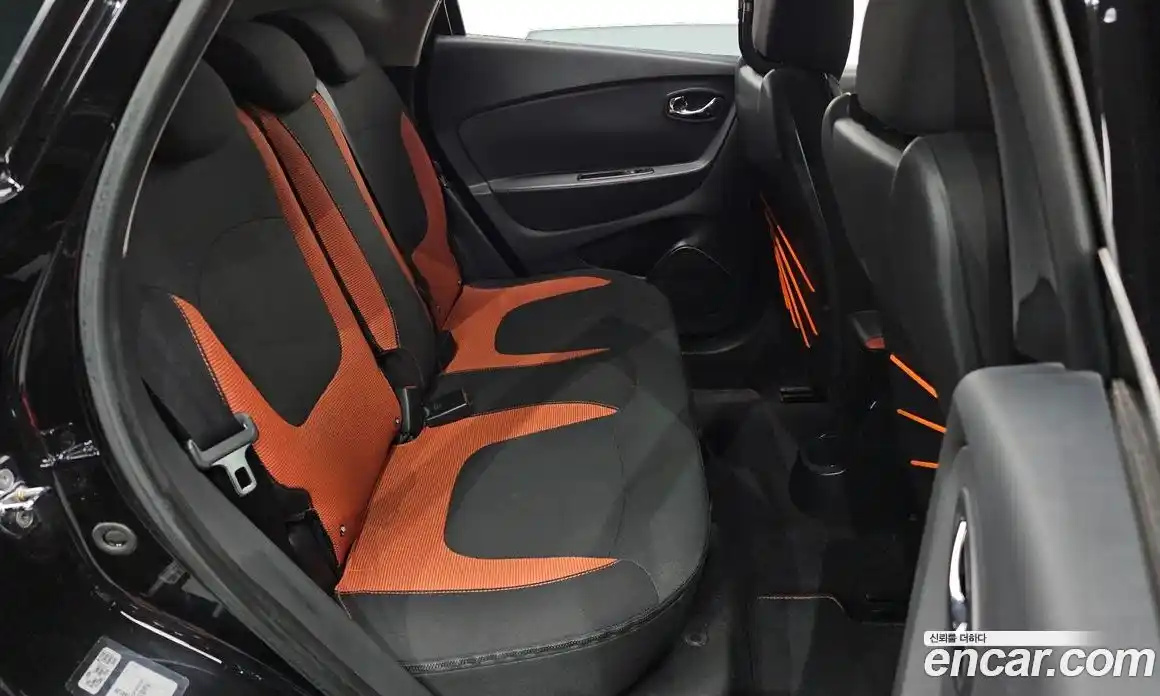 Renault QM3 2014 1.5 Автомат в Москве № 147715, фото 19