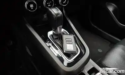 Renault XM3 2023 1.6 Автомат в Москве № 147912, миниатюра 4