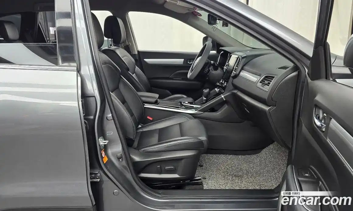 Renault QM6 2021 2.0 Автомат в Москве № 148375, фото 16