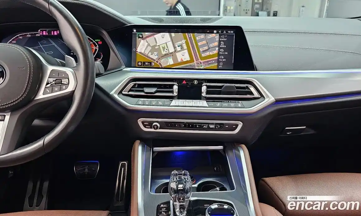 BMW X6 2023 3.0 Автомат в Москве № 155043, фото 8