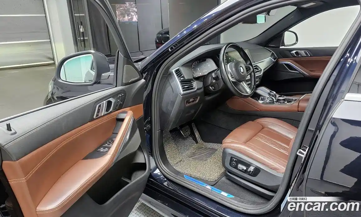 BMW X6 2023 3.0 Автомат в Москве № 156897, фото 3