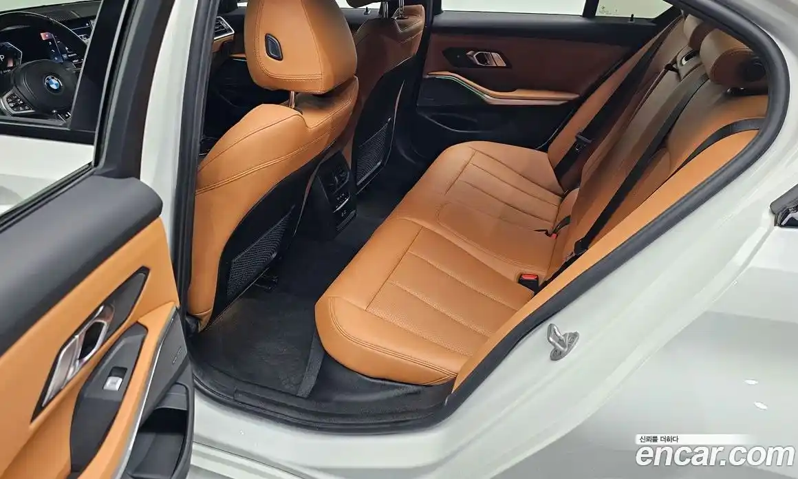 BMW 3-Series 2023 2.0 Автомат в Москве № 157402, фото 18