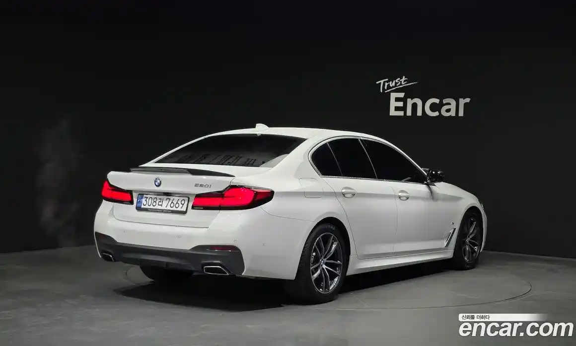 BMW 5-Series 2023 2.0 Автомат в Москве № 157472, фото 15