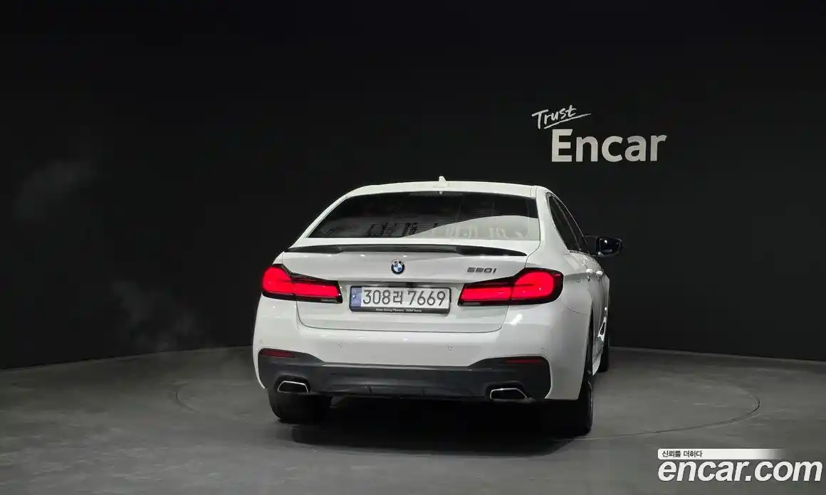 BMW 5-Series 2023 2.0 Автомат в Москве № 157472, фото 9