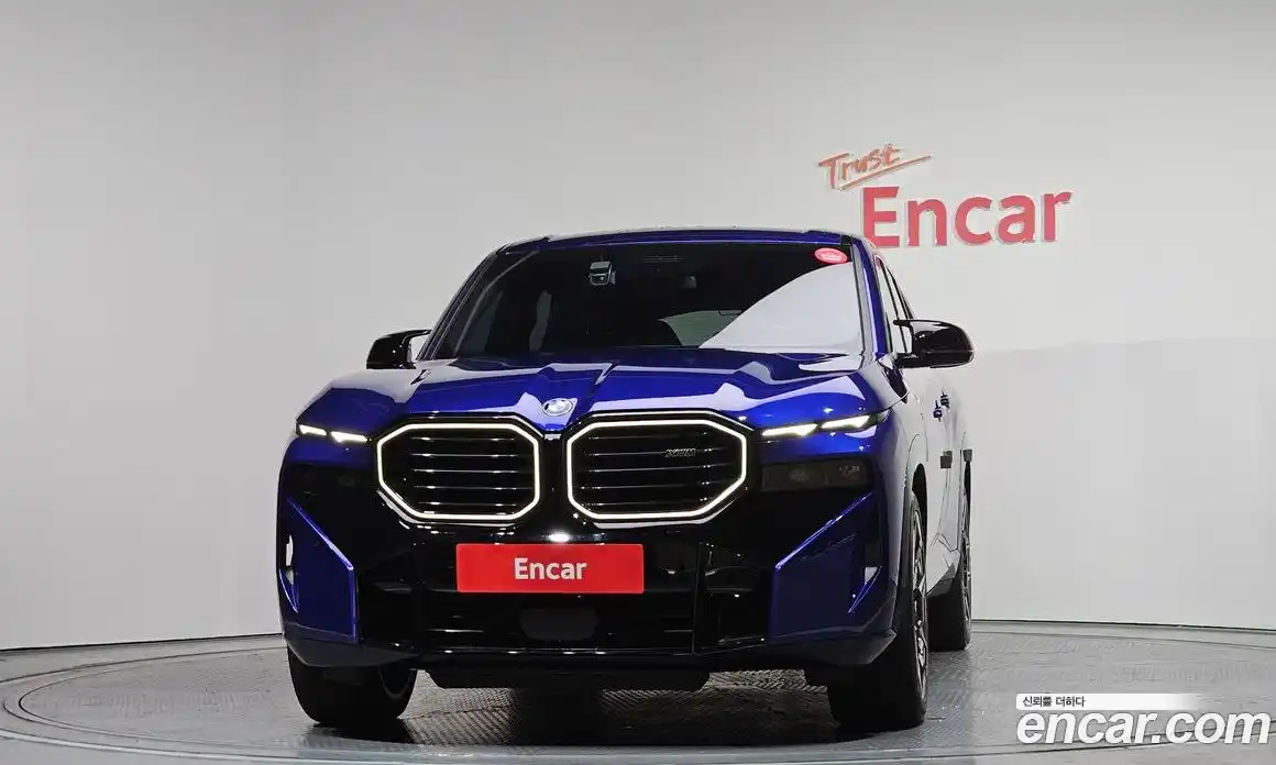 BMW XM 2023 4.4 Автомат в Москве № 157549, фото 12