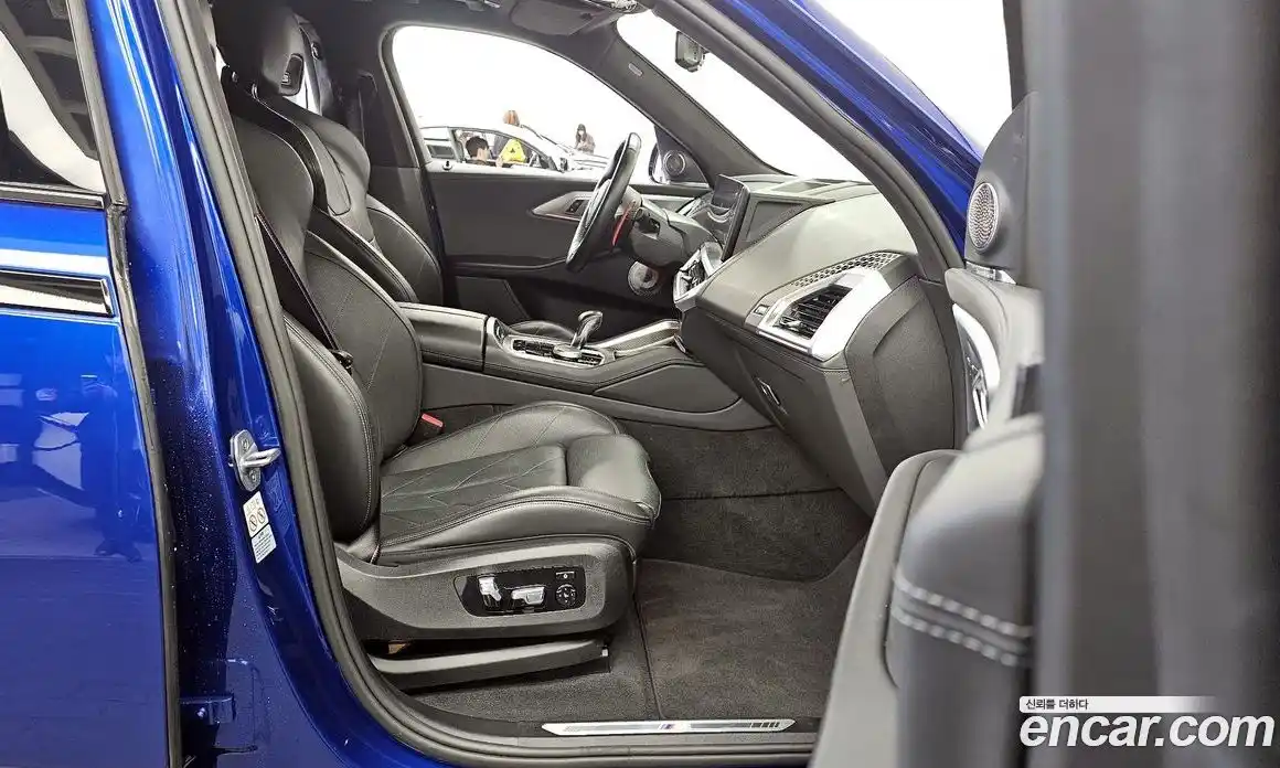 BMW XM 2023 4.4 Автомат в Москве № 157549, фото 15