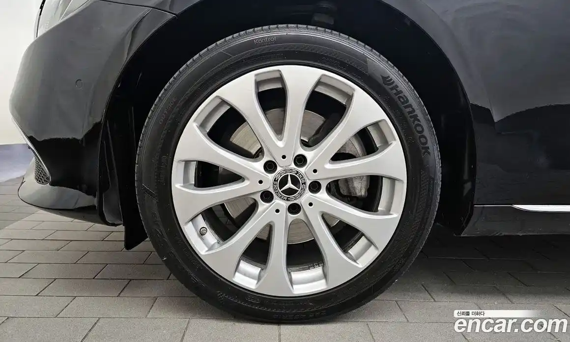 Mercedes-Benz E-Class 2020 1.9 Автомат в Москве № 160839, фото 11