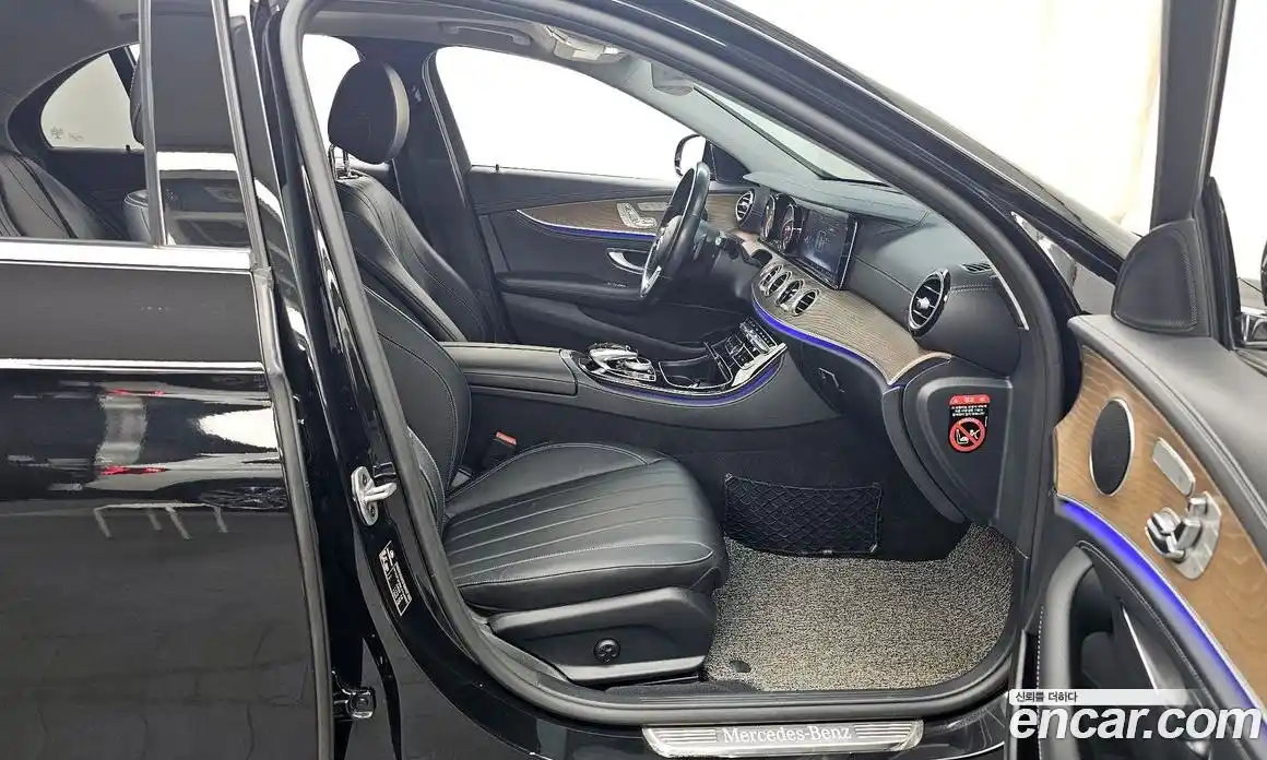 Mercedes-Benz E-Class 2020 1.9 Автомат в Москве № 160839, фото 18