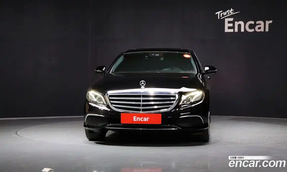 Mercedes-Benz E-Class 2020 1.9 Автомат в Москве № 160839, фото 6