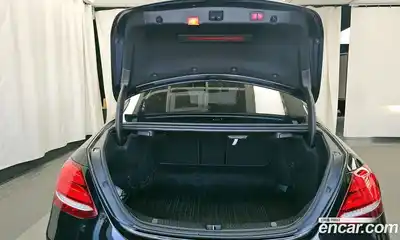 Mercedes-Benz E-Class 2020 1.9 Автомат в Москве № 160839, миниатюра 7