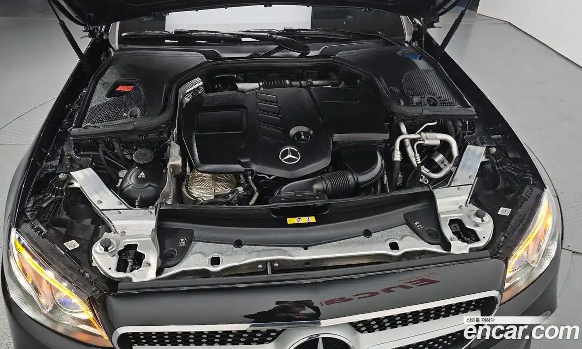 Mercedes-Benz E-Class 2019 1.9 Автомат в Москве № 161399, фото 18