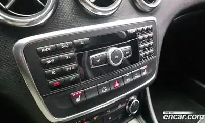 Mercedes-Benz A-Class 2014 1.8 Автомат в Москве № 161549, миниатюра 12