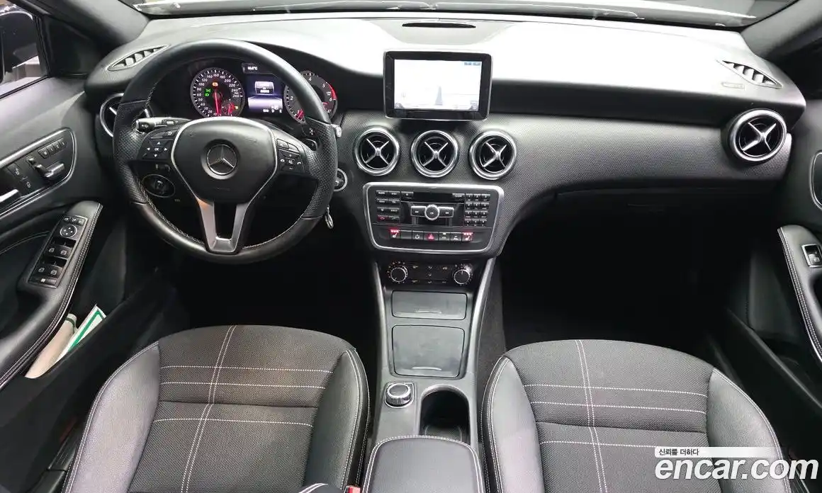 Mercedes-Benz A-Class 2014 1.8 Автомат в Москве № 161549, фото 13