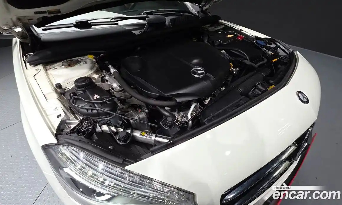 Mercedes-Benz A-Class 2014 1.8 Автомат в Москве № 161549, фото 19