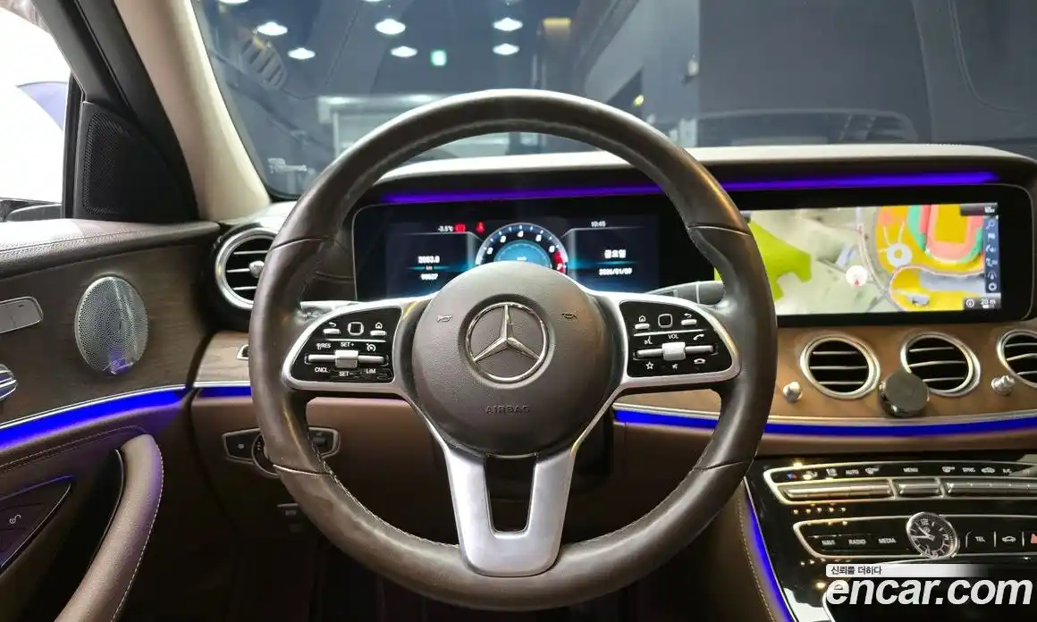 Mercedes-Benz E-Class 2019 2.0 Автомат в Москве № 161799, фото 20