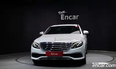Mercedes-Benz E-Class 2019 2.0 Автомат в Москве № 161799, миниатюра 5