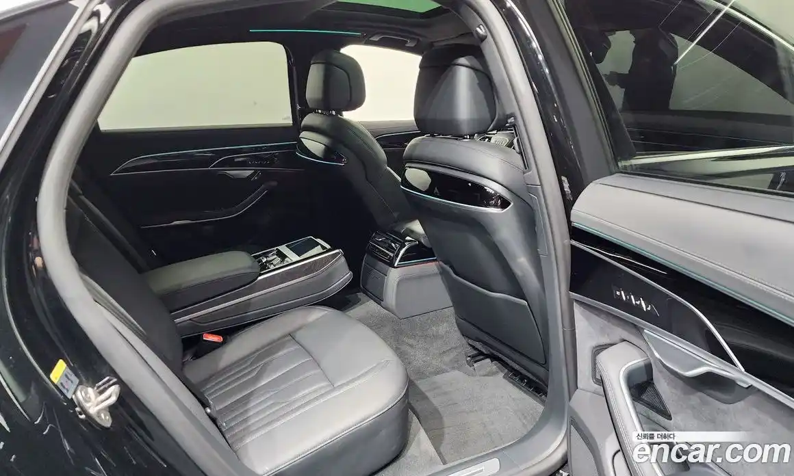 Audi A8 2023 3.0 Автомат в Москве № 162468, фото 4