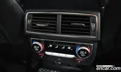 Audi Q7 2019 2.0 Автомат в Москве № 163312, миниатюра 7