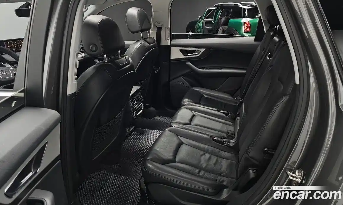 Audi Q7 2019 2.0 Автомат в Москве № 163312, фото 8