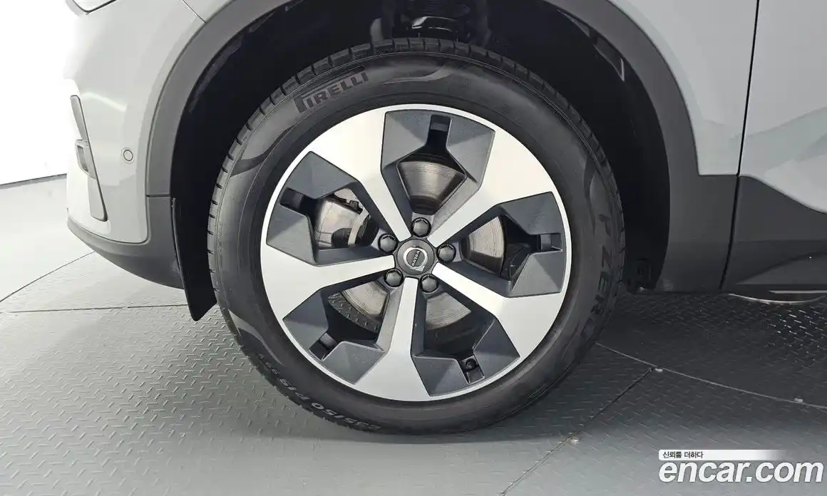 Volvo XC40 2025 2.0 Автомат в Москве № 164144, фото 18