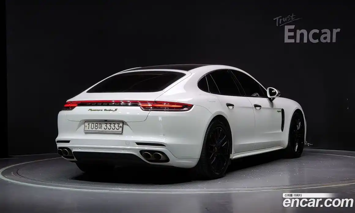 Porsche Panamera 2018 2.9 Автомат в Москве № 165522, фото 13