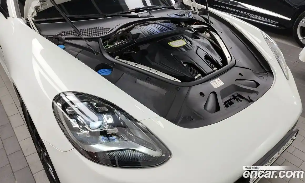 Porsche Panamera 2018 2.9 Автомат в Москве № 165522, фото 10