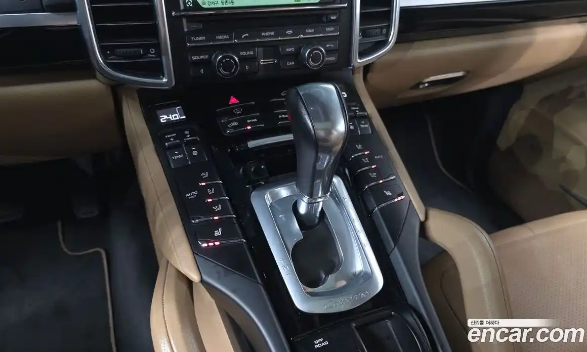 Porsche Cayenne 2014 3.0 Автомат в Москве № 165534, фото 13