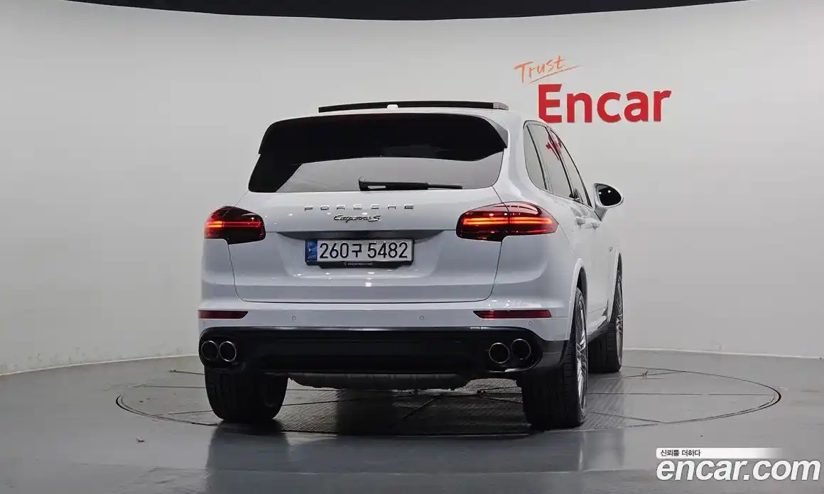 Porsche Cayenne 2017 3.0 Автомат в Москве № 165625, фото 13