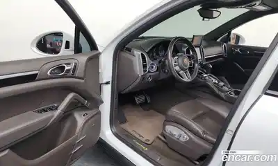 Porsche Cayenne 2017 3.0 Автомат в Москве № 165625, миниатюра 7