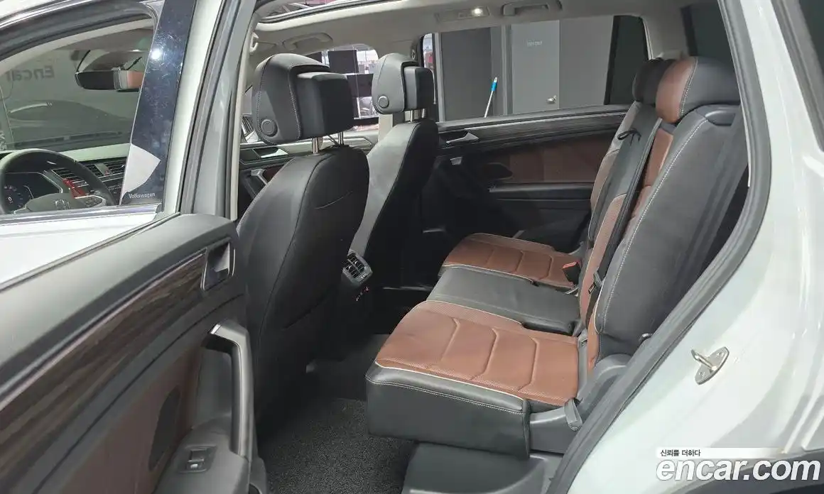 Volkswagen Tiguan 2023 2.0 Автомат в Москве № 168553, фото 15