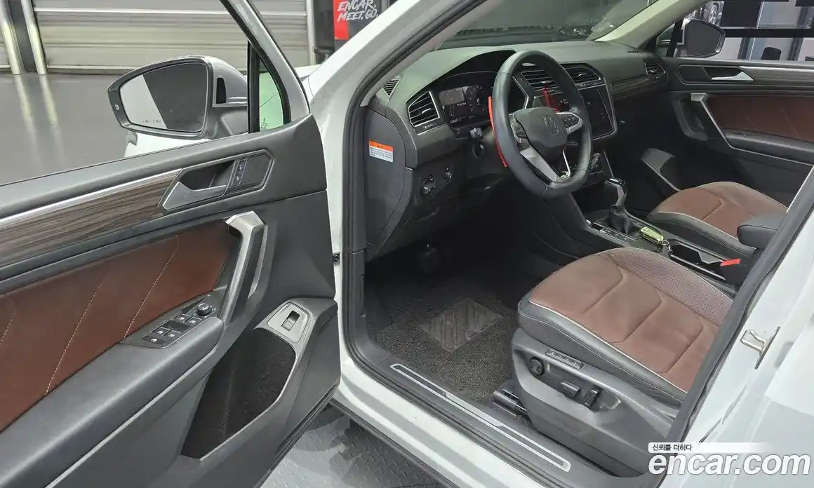 Volkswagen Tiguan 2023 2.0 Автомат в Москве № 168553, фото 7