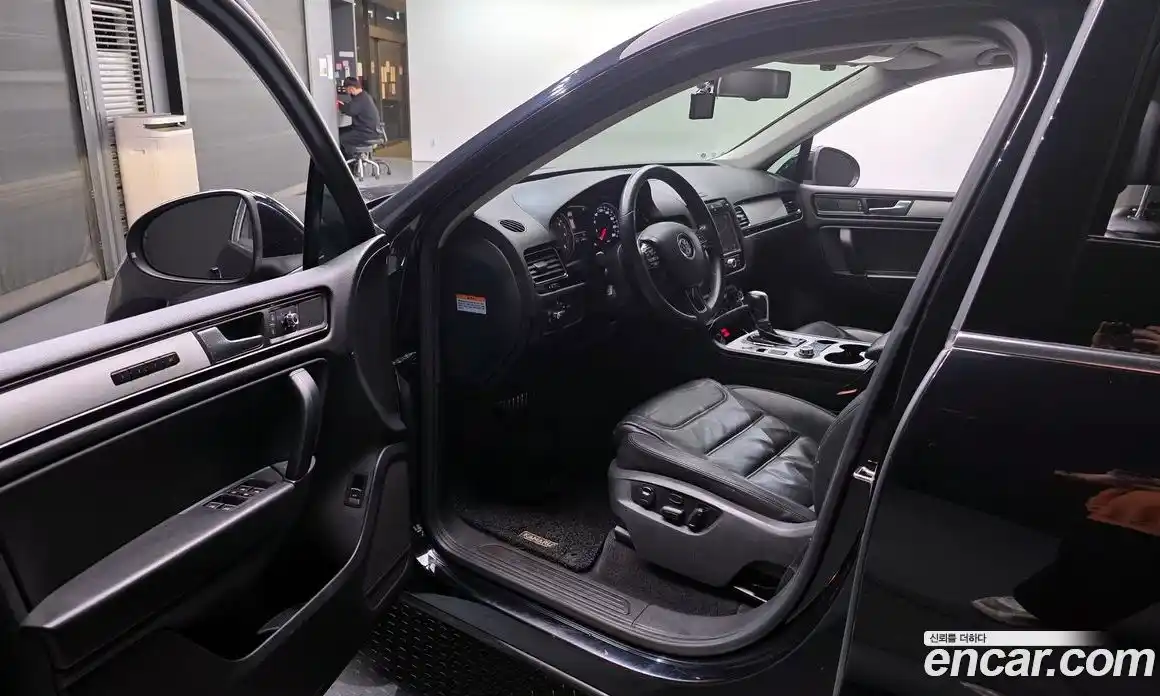 Volkswagen Touareg 2014 3.0 Автомат в Москве № 169042, фото 13