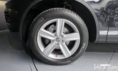 Volkswagen Touareg 2014 3.0 Автомат в Москве № 169042, миниатюра 2