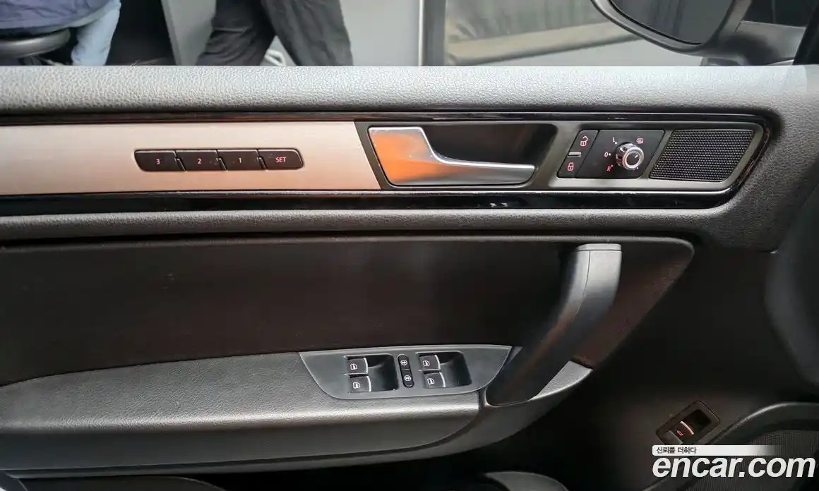 Volkswagen Touareg 2014 3.0 Автомат в Москве № 169042, фото 6