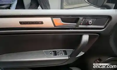 Volkswagen Touareg 2014 3.0 Автомат в Москве № 169042, миниатюра 6