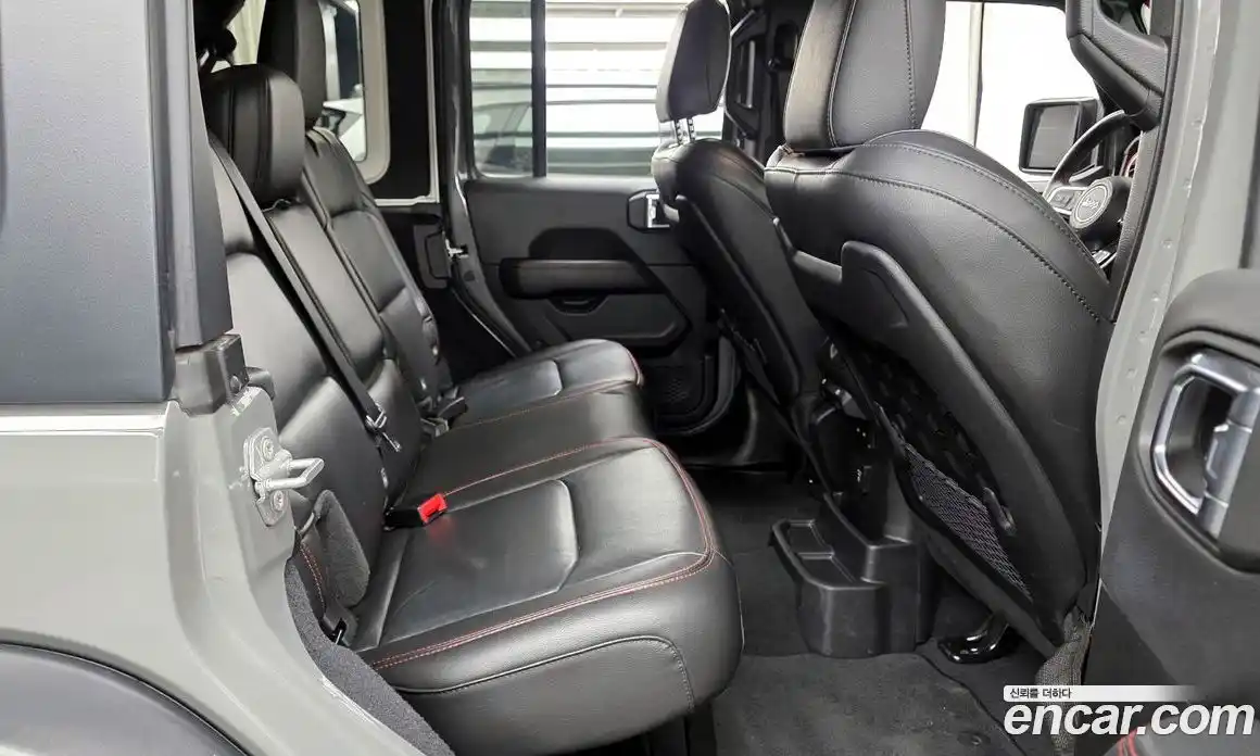 Jeep Wrangler 2023 2.0 Автомат в Москве № 169455, фото 16