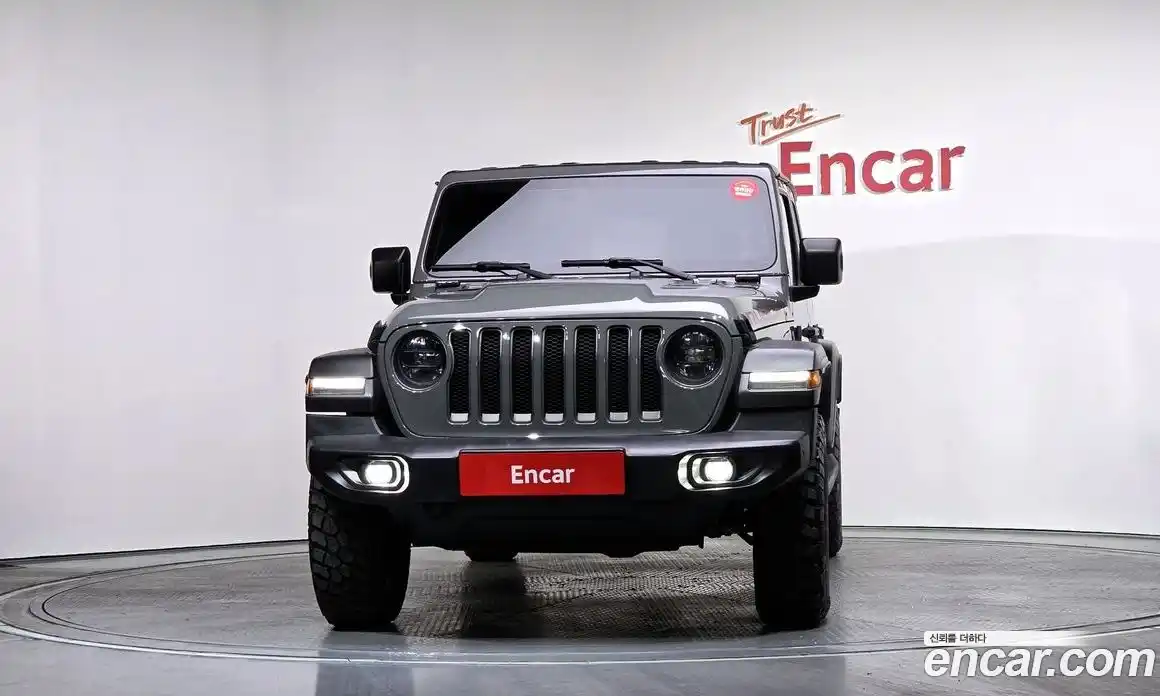 Jeep Wrangler 2023 2.0 Автомат в Москве № 169455, фото 8