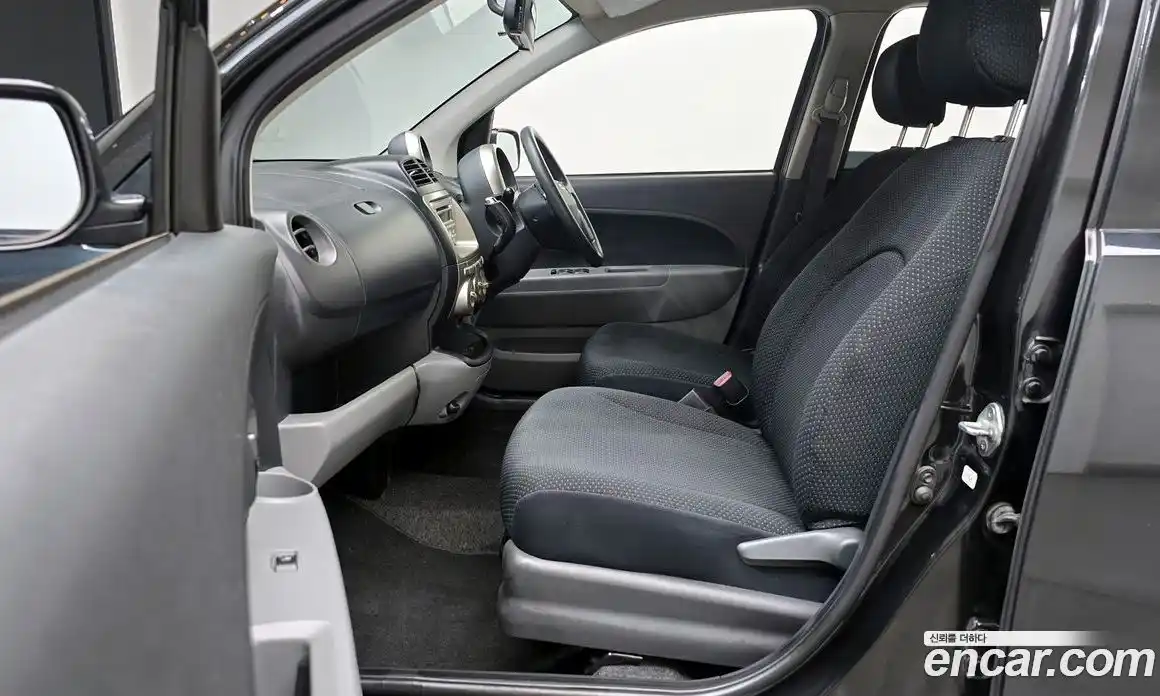 Toyota Passo 2009 1.0 Автомат в Москве № 170317, фото 17