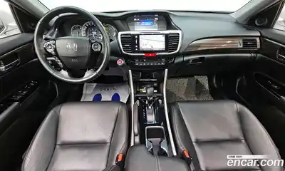 Honda Accord 2017 2.4 Автомат в Москве № 170560, миниатюра 8