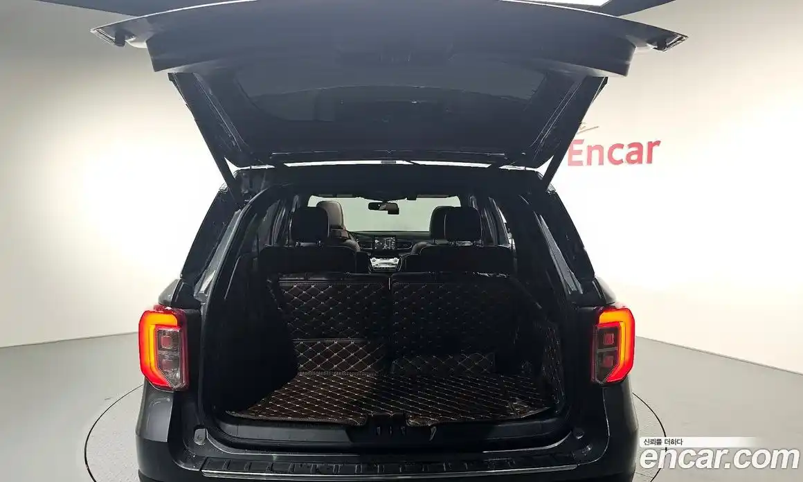 Ford Explorer 2021 3.0 Автомат в Москве № 170902, фото 8